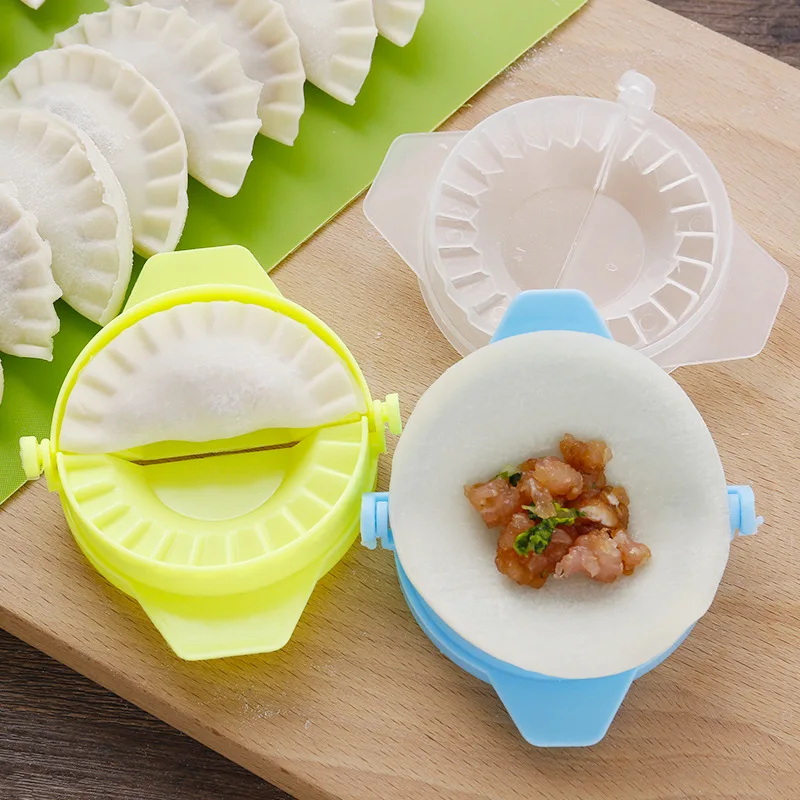 Multifunction Plastic Ravioli Mould Dumplings Cutter Dumpling Maker Form Wrapper Presser Molds Cooking Pastry Cutter
Multifunction Plastic Ravioli Mould Dumplings Cutter Dumpling Maker Form Wrapper Presser Molds Cooking Pastry Cutter