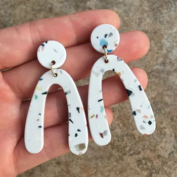 UJBOX New Synthetic Stone Earrings Japanese Korean Women Colored U-shaped Dangle Earrings Wedding Birthday Gift
UJBOX New Synthetic Stone Earrings Japanese Korean Women Colored U-shaped Dangle Earrings Wedding Birthday Gift