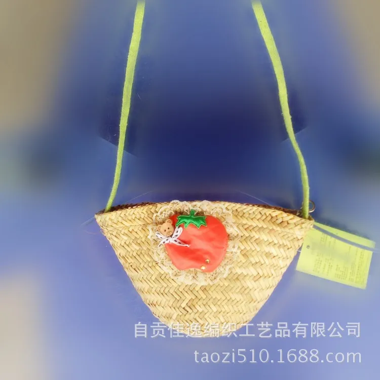 Sichuan Zigong Featured Tourism Commodity Children Summer Fruit Pattern Straw Bag
Sichuan Zigong Featured Tourism Commodity Children Summer Fruit Pattern Straw Bag