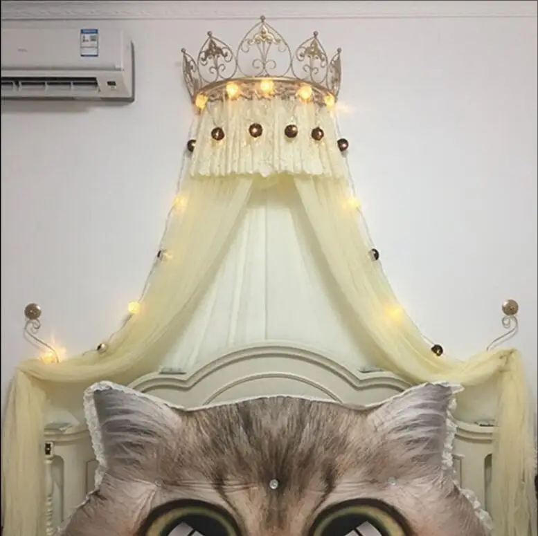 European style wrought iron bed curtain frame curtain frame crown princess bedside bracket mosquito net frame
European style wrought iron bed curtain frame curtain frame crown princess bedside bracket mosquito net frame