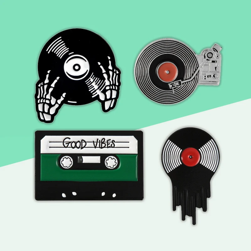 4 Styles Retro 90s Music Player Disk Recorders Cassette Tape Skull Hand GOOD VIBE Punk DJ Pins Denim Shirt Badge Gifts For Fans
4 Styles Retro 90s Music Player Disk Recorders Cassette Tape Skull Hand GOOD VIBE Punk DJ Pins Denim Shirt Badge Gifts For Fans