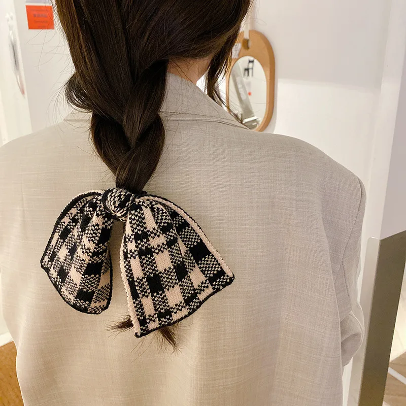 Fashion Women Wool Knitting Plaid Big Bowknot Elastic Headband Retro Hair Tie Ponytail Holder Simple Hair Band Hair Accessories
Fashion Women Wool Knitting Plaid Big Bowknot Elastic Headband Retro Hair Tie Ponytail Holder Simple Hair Band Hair Accessories
