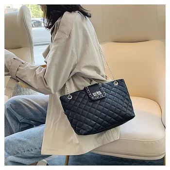 2020 New PU Bag Coin Purse Travel Bag Handbag Women Bag Jelly Messenger Bags Crossbody Shoulder Bags Female Solid Color Casual
2020 New PU Bag Coin Purse Travel Bag Handbag Women Bag Jelly Messenger Bags Crossbody Shoulder Bags Female Solid Color Casual