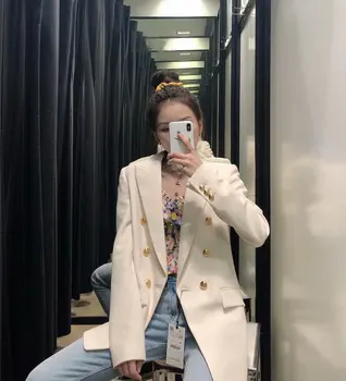 Women New Spring Autumn Blazers And Jackets Metal Button Double Breasted Solid Suit Coat Female Tops Office Lady Blazer Feminino
Women New Spring Autumn Blazers And Jackets Metal Button Double Breasted Solid Suit Coat Female Tops Office Lady Blazer Feminino