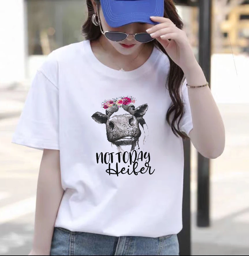 Cow Print T-shirt With Garland For Women T-shirt Cartoon Funny Cow T-shirt Fashion Casual T-shirt Large
Cow Print T-shirt With Garland For Women T-shirt Cartoon Funny Cow T-shirt Fashion Casual T-shirt Large