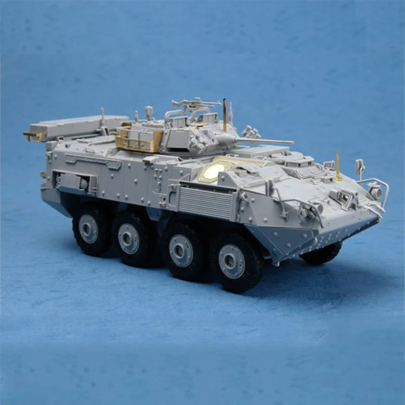 

Trumpeter 1/35 01519 Canadian LAV-III 8*8 Armored Vehicle Static Model Kit Car TH05371-SMT6
