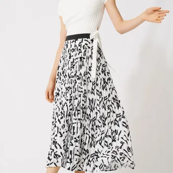 Women's Elastic Waist Pleated Skirt Abstract Pattern Print Design Loose Casual Mid Calf Skirts
Women's Elastic Waist Pleated Skirt Abstract Pattern Print Design Loose Casual Mid Calf Skirts
