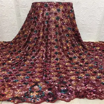 Wedding embroidery flower lace fabric high quality chantilly lace fabric in dubai sequins lace fabrics Christmas dress sewing 
Wedding embroidery flower lace fabric high quality chantilly lace fabric in dubai sequins lace fabrics Christmas dress sewing