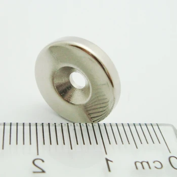4pcs magnets DIY Dia15-dia3/7x3mm Strong Magnetic Ring Rare Earth Neodymium magnet, one side with countersunk hole 
4pcs magnets DIY Dia15-dia3/7x3mm Strong Magnetic Ring Rare Earth Neodymium magnet, one side with countersunk hole