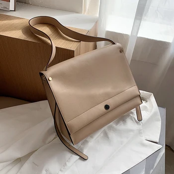 Winter Large Shoulder Bag Women Travel Bags Leather Pu leather Bag Female Luxury Handbags Women Bags Designer Sac A Main Femme 
Winter Large Shoulder Bag Women Travel Bags Leather Pu leather Bag Female Luxury Handbags Women Bags Designer Sac A Main Femme