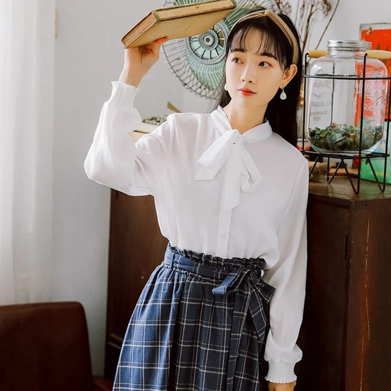 Женская Повседневная блуза с галстуком-бабочкой на воротнике, с длинным рукавом, модель DD9125, весна-осень блузы рубашки свободного кроя
Женская Повседневная блуза с галстуком-бабочкой на воротнике, с длинным рукавом, модель DD9125, весна-осень блузы рубашки свободного кроя