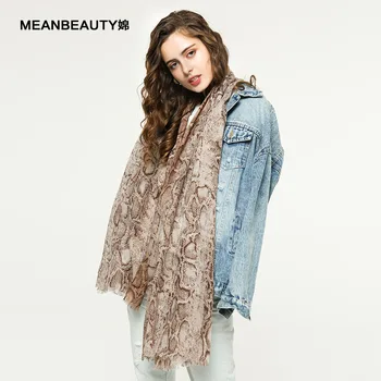 2019 new source cotton linen hundred set retro long scarf classic serpentine lady silk scarf shawl
2019 new source cotton linen hundred set retro long scarf classic serpentine lady silk scarf shawl