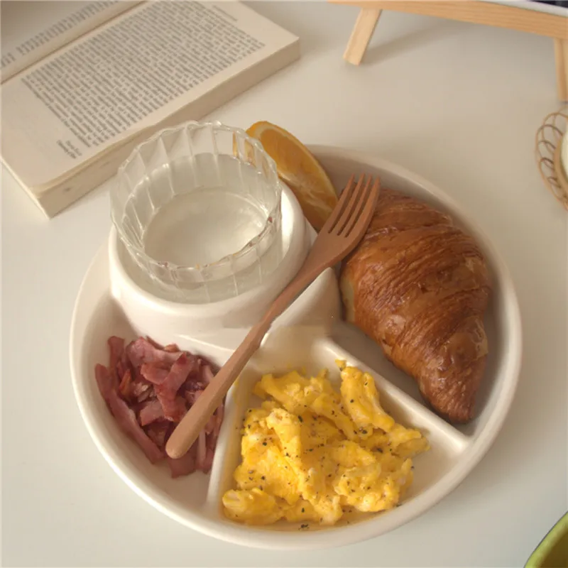 Picnic Plate Multi Grid Plastic Plate Snack Fruit Plate Outdoor Picnic Dish Drink Glass Refreshments Tray BBQ Portable Plate
Picnic Plate Multi Grid Plastic Plate Snack Fruit Plate Outdoor Picnic Dish Drink Glass Refreshments Tray BBQ Portable Plate
