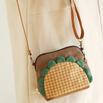 2020 Fashion Sunflower Small Fresh Shoulder Messenger Bags Casual Canvas Lady Korean Edition Manual Package Students Coin Purses
2020 Fashion Sunflower Small Fresh Shoulder Messenger Bags Casual Canvas Lady Korean Edition Manual Package Students Coin Purses