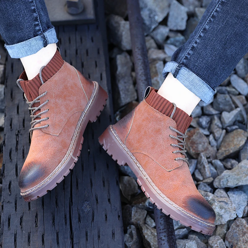 2019 men's boots autumn and winter men's leather fashion sports shoes with outdoor mountain waterproof men's shoes
2019 men's boots autumn and winter men's leather fashion sports shoes with outdoor mountain waterproof men's shoes