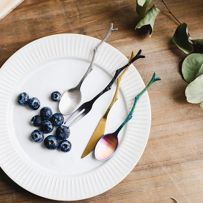 3PC Vintage Tableware Small Knife Fork coffeespoon for Fruit Dessert Snack Party Tools Stainless Steel Cutlery Set for Children
3PC Vintage Tableware Small Knife Fork coffeespoon for Fruit Dessert Snack Party Tools Stainless Steel Cutlery Set for Children