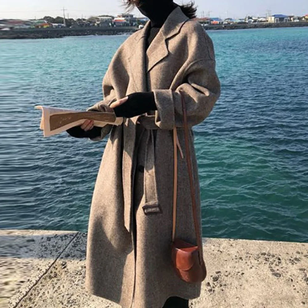 Women Winter Autumn Cotton Padded Overcoat Lining Korean Style Loose Mid-length Thick Woolen Coat Female Outerwear Wool Blend
Women Winter Autumn Cotton Padded Overcoat Lining Korean Style Loose Mid-length Thick Woolen Coat Female Outerwear Wool Blend