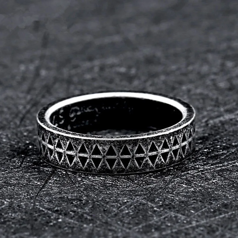 Vintage Simple Triangle Rings for Men Popular Minimalism Motorcycle Party Geometry Ring Cool Biker Finger Male Ring
Vintage Simple Triangle Rings for Men Popular Minimalism Motorcycle Party Geometry Ring Cool Biker Finger Male Ring