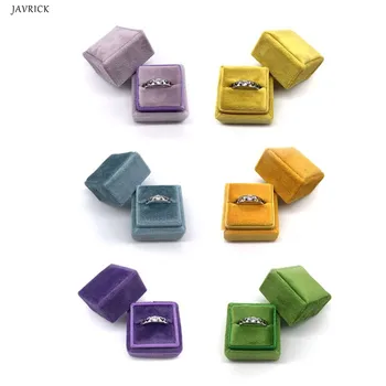 Velvet Single Ring Box Square Wedding Ceremony Ring Box with Detachable Lid
Velvet Single Ring Box Square Wedding Ceremony Ring Box with Detachable Lid