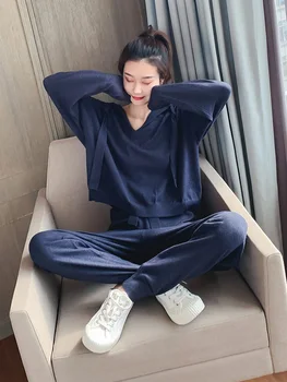 Spring Autumn Brand New Fashion 2 Piece Set Women Sporting Suits Knit Hooded Pullover Pants Female Tracksuit Casual Outwer 
Spring Autumn Brand New Fashion 2 Piece Set Women Sporting Suits Knit Hooded Pullover Pants Female Tracksuit Casual Outwer