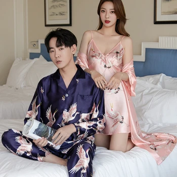 Lovers Winter Pajamas Couples Unisex Silk Sleepwear Soft Pyjama Sets Nightgown Women Pajama Sets Long Sleeve Men Lounge Pijamas
Lovers Winter Pajamas Couples Unisex Silk Sleepwear Soft Pyjama Sets Nightgown Women Pajama Sets Long Sleeve Men Lounge Pijamas