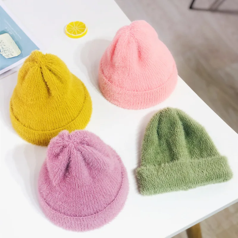 Autumn And Winter Children Warm Hat Baby Plush Set of Head Cap Solid Color Fashion Men And Women Children Candy-Colored Imitatio
Autumn And Winter Children Warm Hat Baby Plush Set of Head Cap Solid Color Fashion Men And Women Children Candy-Colored Imitatio