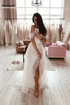 Simple Off the Shoulder Bohemian Wedding Dresses 2019 Vestido De Noivas Tulle Cheap Bridal Gown 
Simple Off the Shoulder Bohemian Wedding Dresses 2019 Vestido De Noivas Tulle Cheap Bridal Gown
