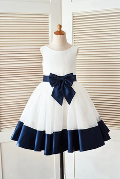 Flower Girl Dress with Big Bow Sashes Ball Gown Scoop Knee-length Sleevelss Satin Tulle Zipper-up
Flower Girl Dress with Big Bow Sashes Ball Gown Scoop Knee-length Sleevelss Satin Tulle Zipper-up
