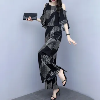 New Casual Fashion Printed Cold Shoulder Loose T-Shirt And Ankle-Length Wide Leg Pants Set
New Casual Fashion Printed Cold Shoulder Loose T-Shirt And Ankle-Length Wide Leg Pants Set