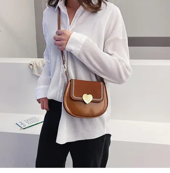 Net celebrity semicircle bag female fashion Korean style foreign lock small bag girl simple and versatile shoulder bag
Net celebrity semicircle bag female fashion Korean style foreign lock small bag girl simple and versatile shoulder bag