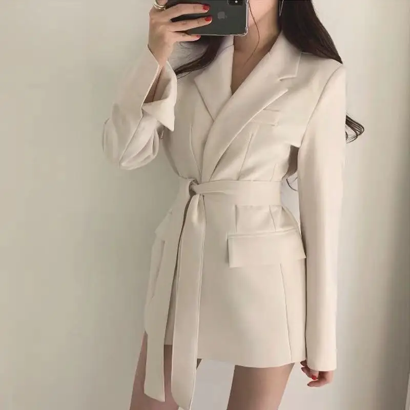 Spring and Autumn New Casual Women's Blazer Jacket Temperament loose no button belt long suit female 2019 Korean ladies jacket
Spring and Autumn New Casual Women's Blazer Jacket Temperament loose no button belt long suit female 2019 Korean ladies jacket