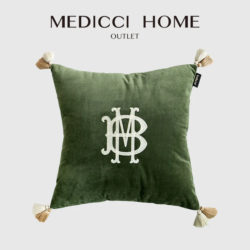 

Medicci Chic Home Decor Throw Pillow Cover Designer Fashion Letters Chenille Embroidery Tassel Coussins Cushion Case 45x45cm
