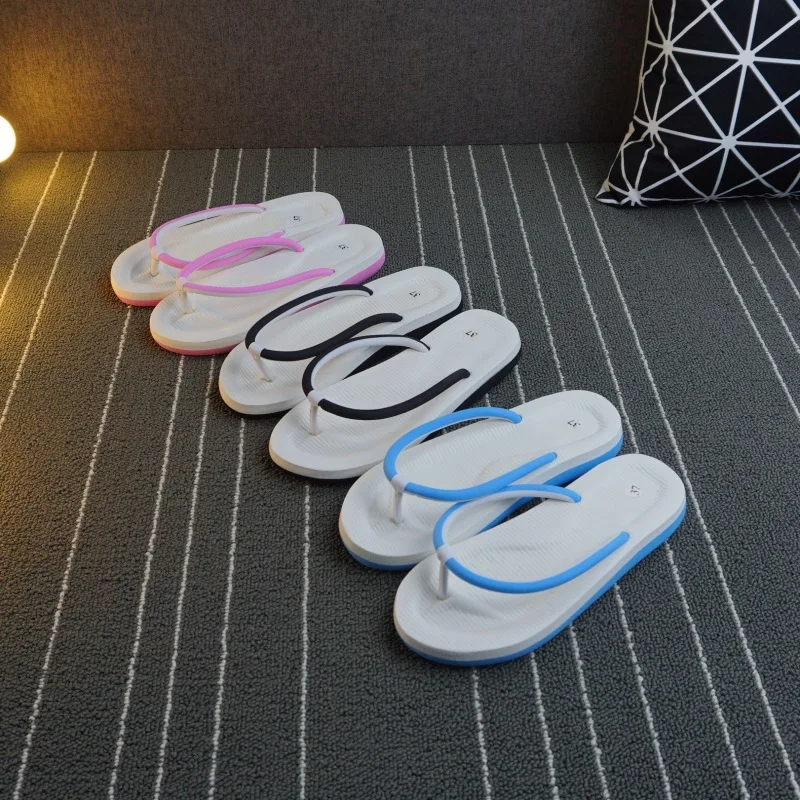 New Simple Couple Flip Flops Female Models Summer Fashion Wild Beach Non-slip Foam Sandals and Slippers Slippers
New Simple Couple Flip Flops Female Models Summer Fashion Wild Beach Non-slip Foam Sandals and Slippers Slippers