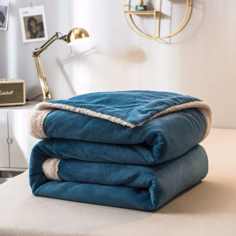 Cashmere Edging blanket Solid color simple and modern Single sofa blanket Office siesta coral fleece blanket double bed Home
Cashmere Edging blanket Solid color simple and modern Single sofa blanket Office siesta coral fleece blanket double bed Home