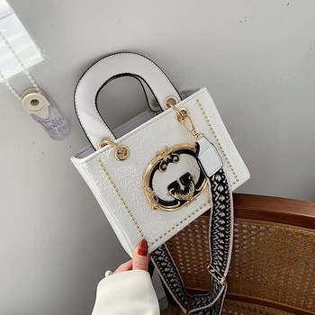 2020 Fashion Casual Wide Straps Shoulder Messenger Bags Niche Designer Small Square Bags High Quality Women Purse and Handbags
2020 Fashion Casual Wide Straps Shoulder Messenger Bags Niche Designer Small Square Bags High Quality Women Purse and Handbags