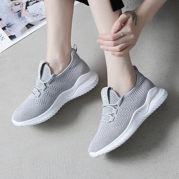 2019 Fashion Lace-Up Breathable Solid color sports shoes woman Summer Autumn Sneakers Outdoor leisure shoes
2019 Fashion Lace-Up Breathable Solid color sports shoes woman Summer Autumn Sneakers Outdoor leisure shoes