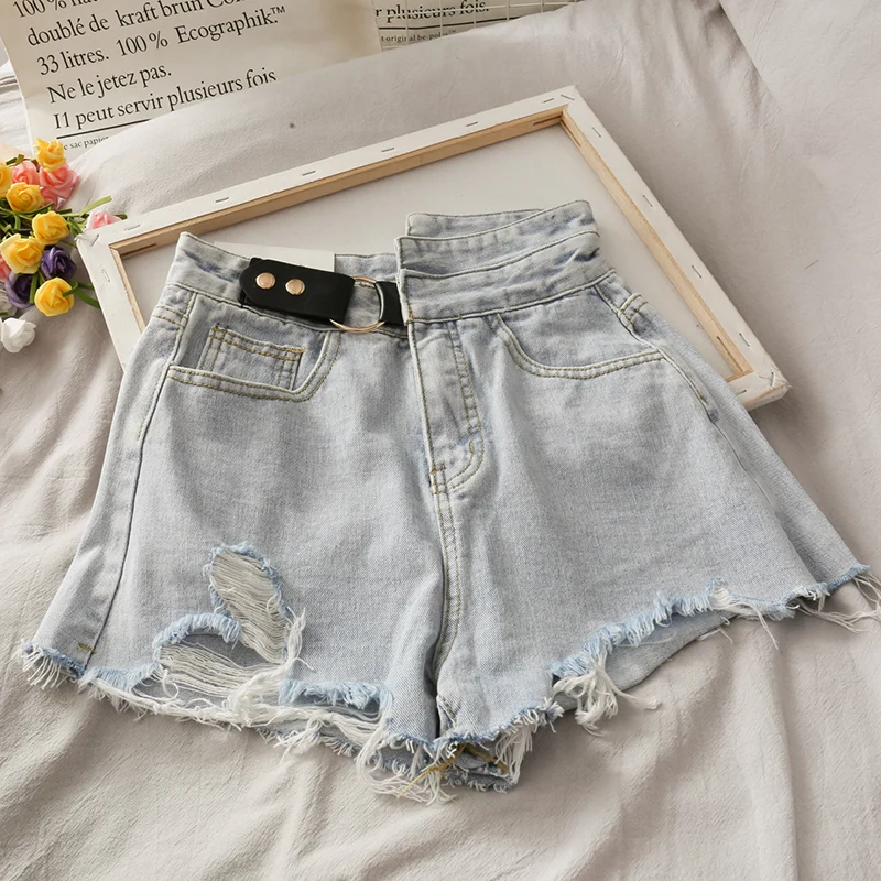 BF Wind Irregular High Waist Light Blue Jeans Female 2020 Summer New Korean Version of The Hole Fringed Raw Denim Shorts Women's
BF Wind Irregular High Waist Light Blue Jeans Female 2020 Summer New Korean Version of The Hole Fringed Raw Denim Shorts Women's