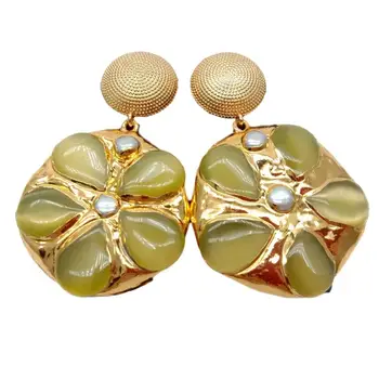 White Pearl Teardrop Yellow Cat Eye flower gold color plated Dangle Earrings Trendy Natural High Quality
White Pearl Teardrop Yellow Cat Eye flower gold color plated Dangle Earrings Trendy Natural High Quality