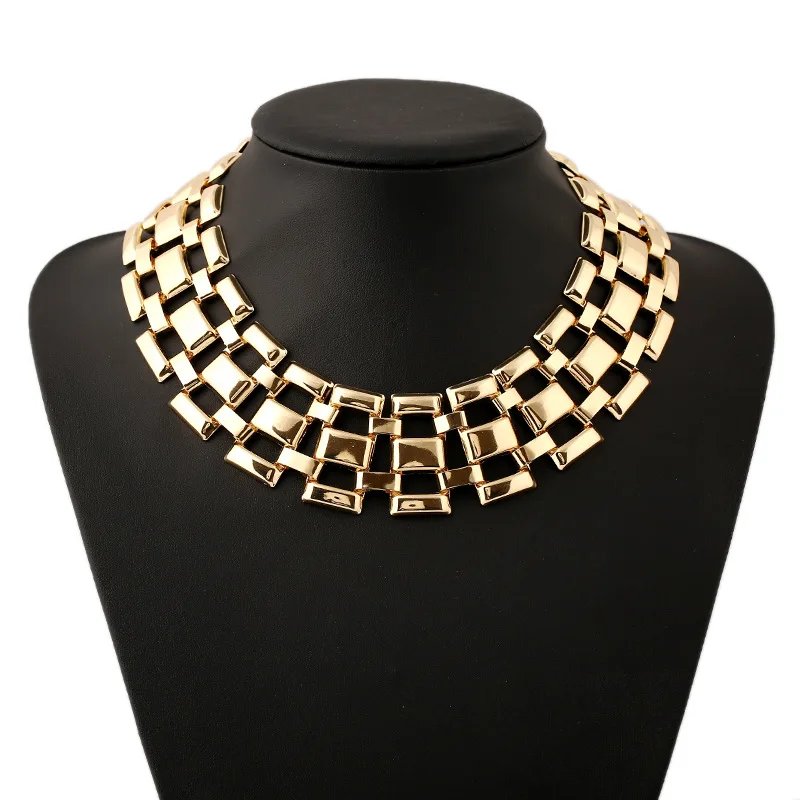 Hip Hop Geometry Heavy Metal Clavicle Choker Delicate Necklace for Women Exquisite Gold Color Bridal Collar Statement Jewellery
Hip Hop Geometry Heavy Metal Clavicle Choker Delicate Necklace for Women Exquisite Gold Color Bridal Collar Statement Jewellery