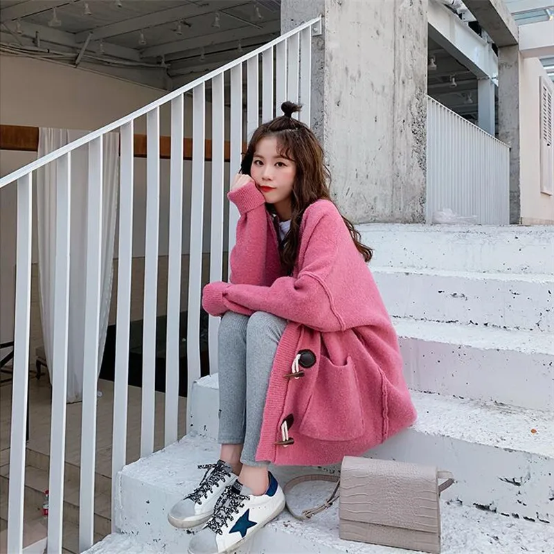 Sweater Cardigan Women's Loose Solid Color Long Sleeve Horn Buckle Spring and Autumn 2019 New Knitted Woolen Jacket Top
Sweater Cardigan Women's Loose Solid Color Long Sleeve Horn Buckle Spring and Autumn 2019 New Knitted Woolen Jacket Top
