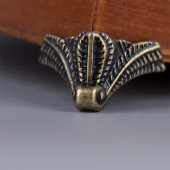 4Pcs Antique Corner Protector Box Wood Case Decorative Feet Leg Corner Bracket Furniture Hardware Chinese Crafts
4Pcs Antique Corner Protector Box Wood Case Decorative Feet Leg Corner Bracket Furniture Hardware Chinese Crafts