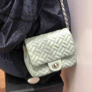 2020 Summer and Autumn New Geometric Pressure Line Retro Small Square Bag Fashion Casual Chain Shoulder Messenger Bag Sac A Main
2020 Summer and Autumn New Geometric Pressure Line Retro Small Square Bag Fashion Casual Chain Shoulder Messenger Bag Sac A Main