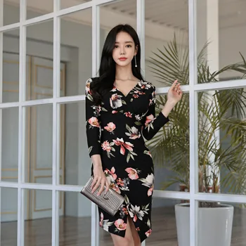 Women Long Sleeve Sheath Flower Black Dress Autumn Winter Print Floral Dress Women Casual Womens Dresses New Arrival 2019 Elbise
Women Long Sleeve Sheath Flower Black Dress Autumn Winter Print Floral Dress Women Casual Womens Dresses New Arrival 2019 Elbise