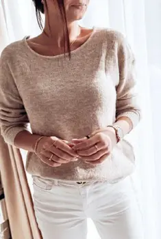 Fashion Women Long Sleeve Loose Autumn Tops Shirts Knitted Floral Lace Stitching Backless Pullover Solid Top
Fashion Women Long Sleeve Loose Autumn Tops Shirts Knitted Floral Lace Stitching Backless Pullover Solid Top