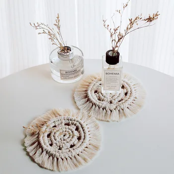 Handmade Woven Placemats Nordic Style Coaster Boho Decor Home Cup Mat Decorative Pad Cotton Kung Fu Tea Braid Mats
Handmade Woven Placemats Nordic Style Coaster Boho Decor Home Cup Mat Decorative Pad Cotton Kung Fu Tea Braid Mats