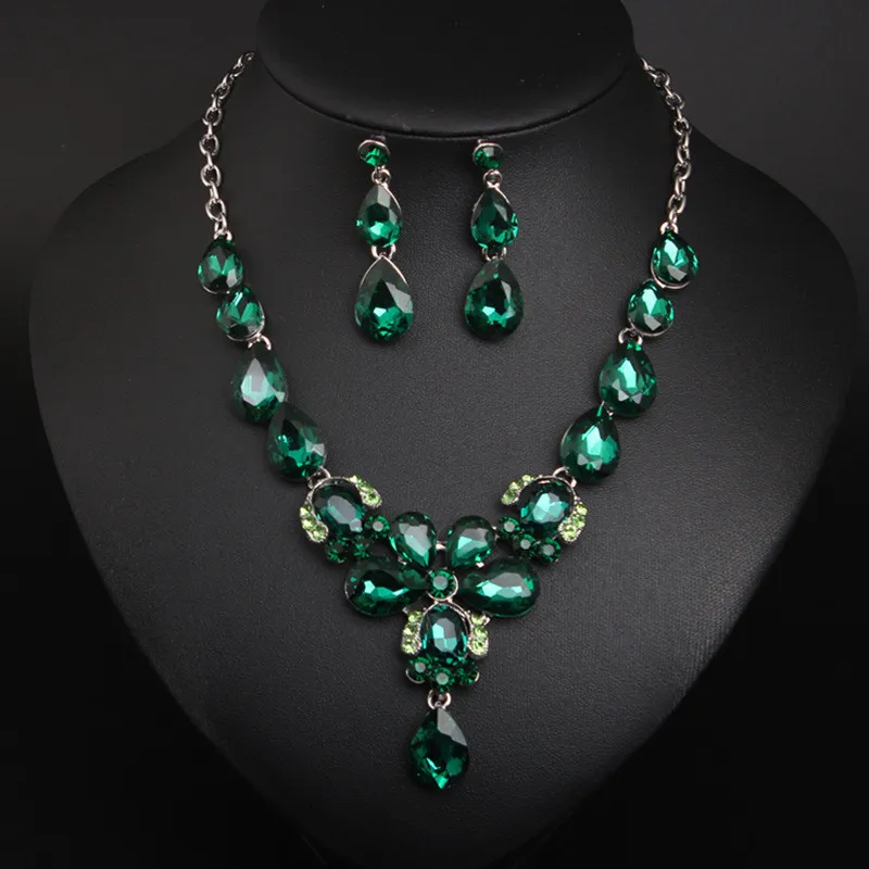 Bridal jewelry set