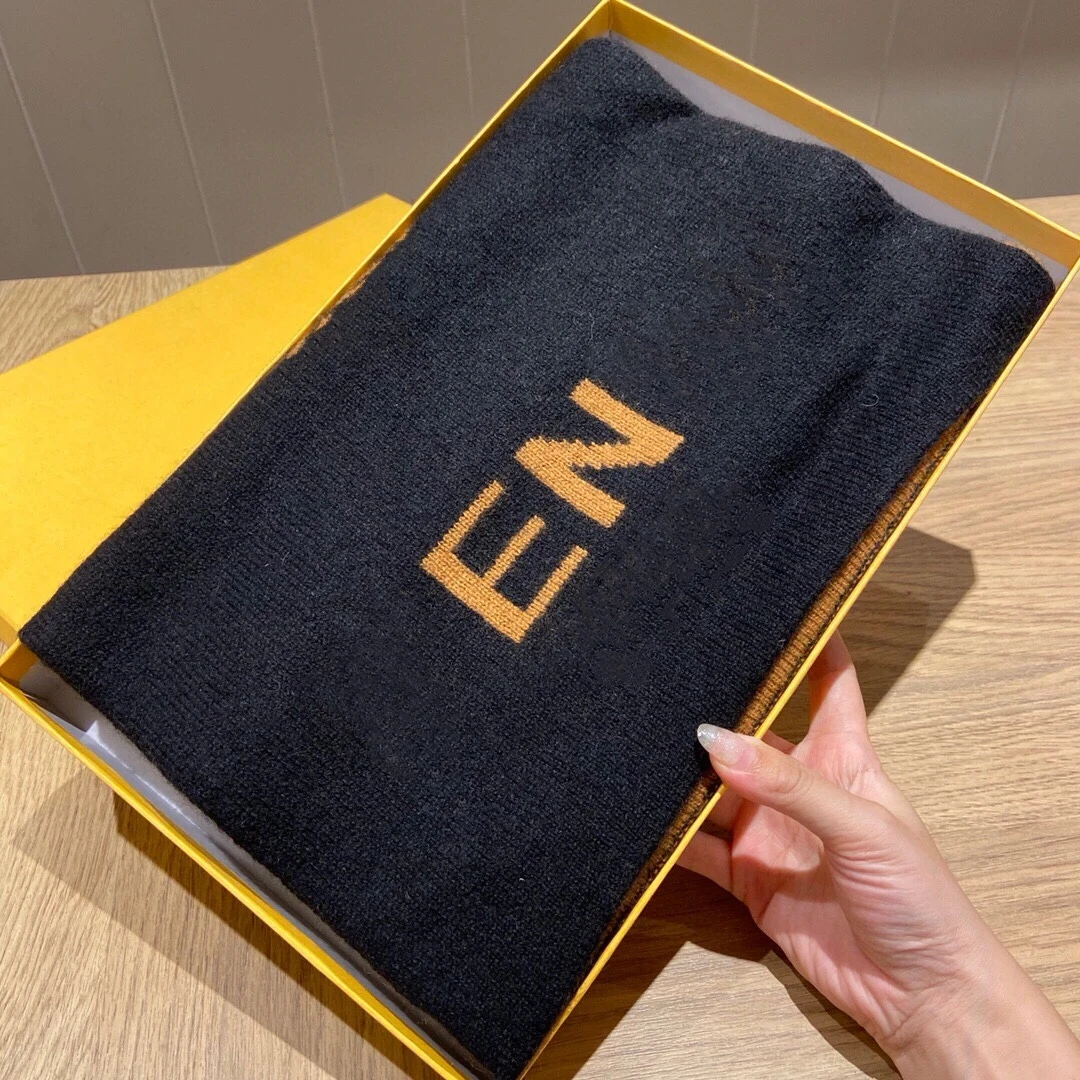 New cashmere scarves woolen shawls for men and women soft comfortable free postage
New cashmere scarves woolen shawls for men and women soft comfortable free postage