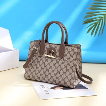 2020 New Style Women's Handbag Single Shoulder Messenger Printed Bag Women's Fashion Handbag
2020 New Style Women's Handbag Single Shoulder Messenger Printed Bag Women's Fashion Handbag