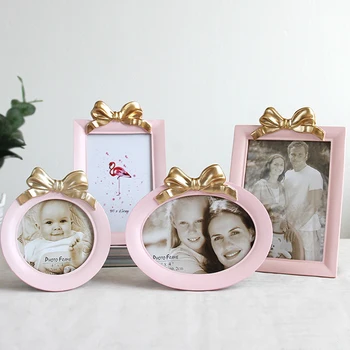 European Style Bowknot Photo Frame 4/5/7/8Inch Creative Pink Resin Picture Frames Home Decoration Table Wedding Party Ornaments
European Style Bowknot Photo Frame 4/5/7/8Inch Creative Pink Resin Picture Frames Home Decoration Table Wedding Party Ornaments