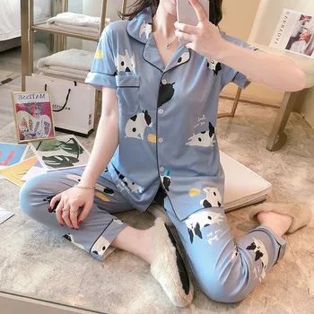 2020 Womens Milk Silk Printed Pyjamas Set Short Sleeve Sleepwear Suit Female Sleep Two Piece Set Casual Soft Cute Sweet Homewear
2020 Womens Milk Silk Printed Pyjamas Set Short Sleeve Sleepwear Suit Female Sleep Two Piece Set Casual Soft Cute Sweet Homewear